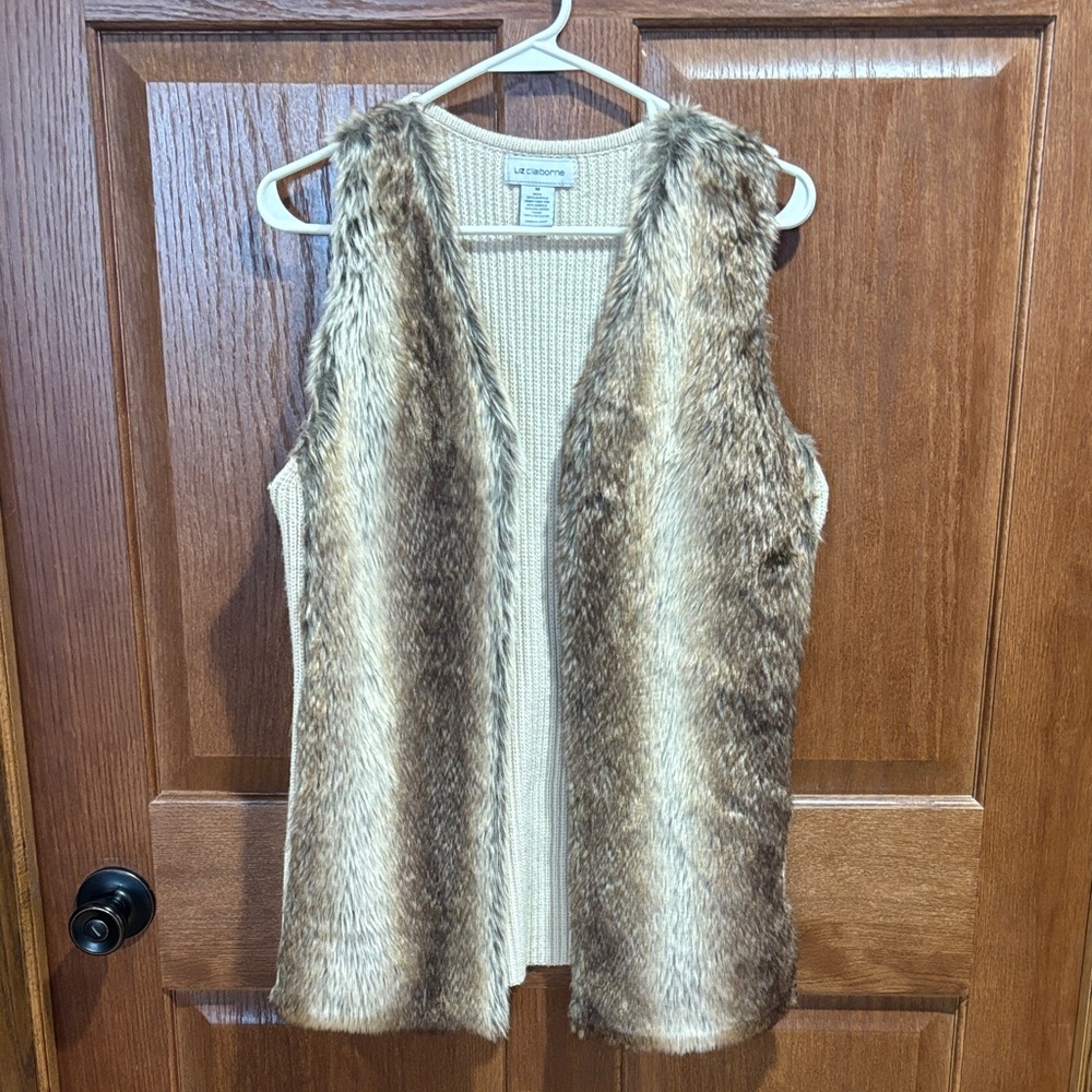 Liz Claiborne Beige Knit Sweater